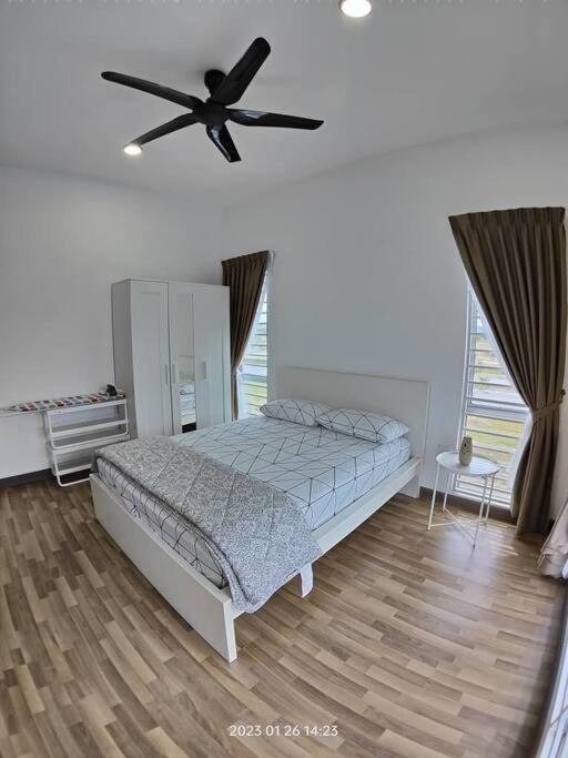 Prima Guest House - Puncak Alam Homestay Mus-Lim Friendly Bandar Puncak Alam Esterno foto