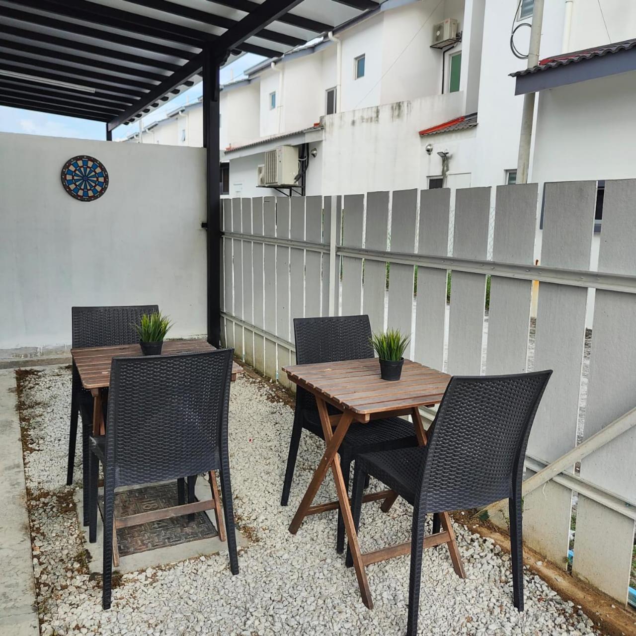 Prima Guest House - Puncak Alam Homestay Mus-Lim Friendly Bandar Puncak Alam Esterno foto